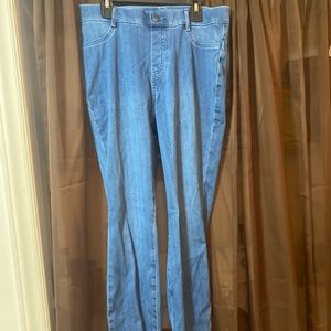 Medium wash denim jeggings